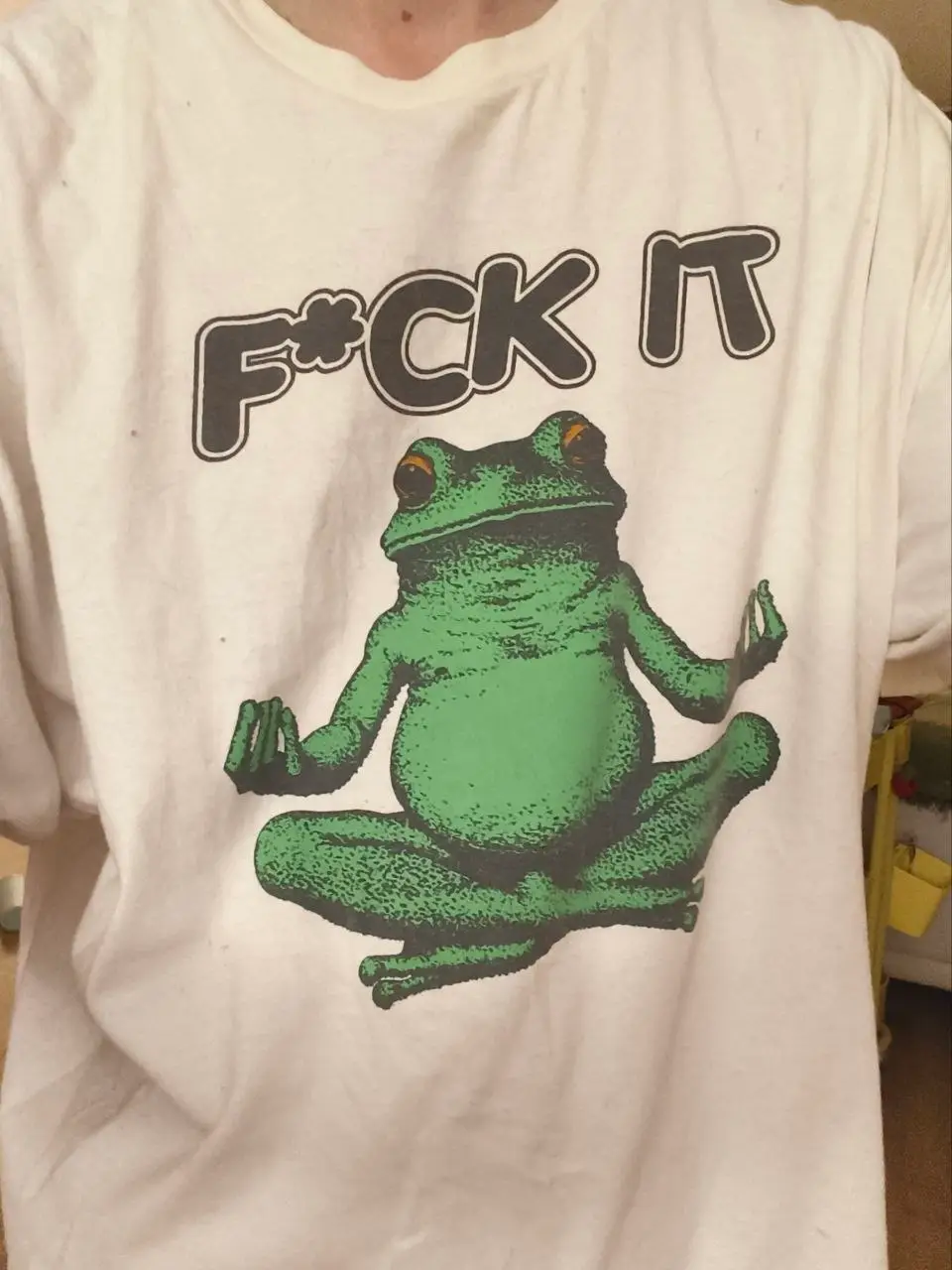 Chill frog T-shirt